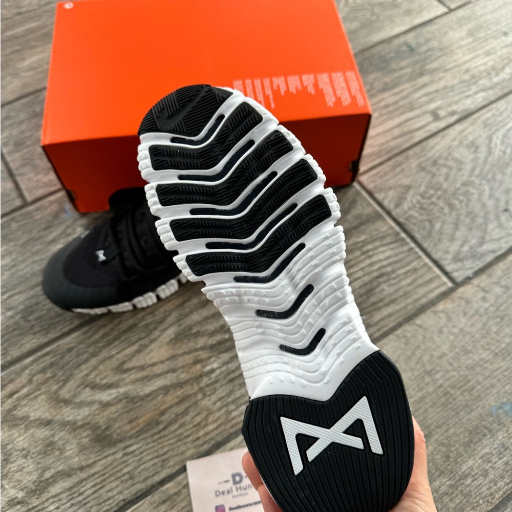 Brand New Nike Free Metcon 5 Black/White Women’s Workout Shoes - Picture 8 of 13
